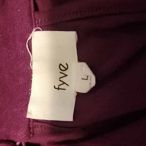 Fyve tank - Picture 4 of 6